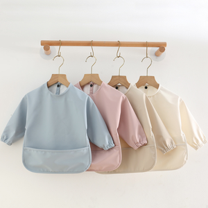 중국 도매 긴 소매 방수 아기 턱받이 수 있습니다 맞춤형 인쇄 외관 합리적인 가격 소매와 아기 턱받이 - Product Image 3