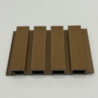 Panel Dinding Great Wall WPC, Cladding Dinding Modern Eropa, Papan Komposit Kayu-Plastik, Tahan Air untuk Luar Ruangan, Latar Belakang Hitam untuk Gym