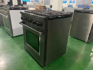 Estufas empotrables de 30 pulgadas, 4.63 pies cúbicos. Estufa de Gas de 4 Quemadores y Horno de Convección de Gas, Acero Inoxidable con Acabado PVD Negro y Detalles en Negro Mate - Product Image 2