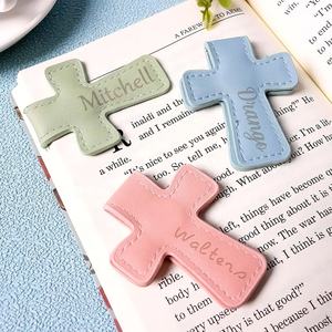 Marque-pages magnétiques personnalisés en similicuir gravé au laser, marque-pages de lecture en forme de croix vierges en cuir PU pour cadeau - Product Image 3