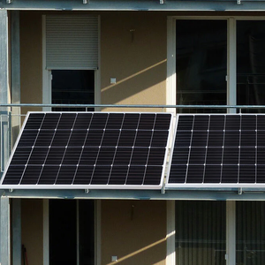 Sistema de Montaje de Balcón Solar Ajustable de Aluminio Anodizado de Alta Calidad y Fácil Instalación para Sistemas Fotovoltaicos Residenciales Pequeños - Product Image 6