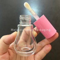 ISMAN 15ML Flacon de gloss à lèvres en verre transparent rose mignon en forme d'ampoule, contenant de correcteur, tube de blush liquide avec un grand pinceau