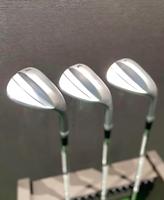 Ensemble de wedges de golf OEM d'usine, spécifications multi-bounce, poignée antidérapante, finition personnalisée, adapté à la revente en magasin de golf