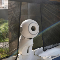 Machine de tennis de table intelligente, robot de ping-pong avec contrôle par application, lanceur automatique de balles pour l'entraînement sur le terrain ou à domicile