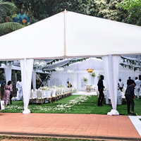Tente de réception de luxe en alliage d'aluminium pour 500 personnes, chapiteau de mariage extérieur en forme de A, tente pagode pour événements