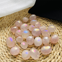 Ange Aura Quartz rose petite paume Cristal naturel dégringolé Titane quartz rose pierre dégringolée pour la méditation
