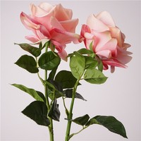 Bestseller Handgefertigte Künstliche Rote Latex-Rosen Echt Aussehende Real-Touch-Blumen für Abschlussfeier Weihnachten Chinesisches Neujahr