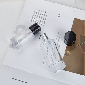 Flacone Spray in Vetro di Lusso da 20ml 30ml 50ml 100ml con Spruzzatore in Alluminio, Logo Personalizzato <span class=keywords><strong>e</strong></span> Tappo Abbinato - Product Image 4