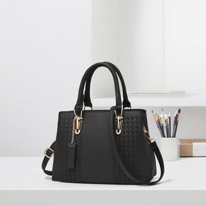 Sac à main élégant en cuir véritable noir avec motif en treillis de diamants, bandoulière amovible, grande capacité, sac à main pour femme - Product Image 2