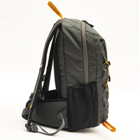 Tas Ransel Hiking Ripstop dengan Sabuk Pinggang Kompresi Bungee, Lapisan Dalam Oranye, Kantong Jala, Ransel Trekking Outdoor Pria Wanita OEM