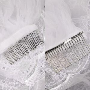 Voile de mariée romantique CYG à double couche en dentelle et en tulle, motif exquis, broderie de paillettes, avec peigne - Product Image 3