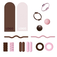 Kit d'accessoires de Pilates en gros pour femmes : poids de cheville, sliders, ballon de yoga, bande de résistance, cercle de yoga et anneau de Pilates
