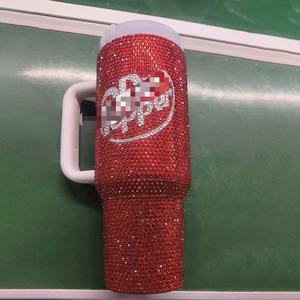 Vasos Personalizados de Lujo de 40 oz, Vasos de Acero Inoxidable de 40 oz con Diseño de <span class=keywords><strong>Dr</strong></span> Pepper, Vasos Brillantes con Pedrería, con Asa y Tapa - Product Image 3