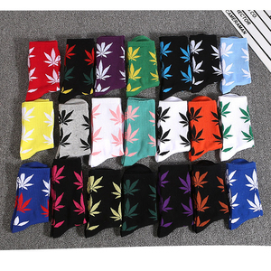 Hot Sale Street Hip Hop Crew Cotton Men Sports Socks Popular Colorful Weed <strong>Maple</strong> <strong>Leaf</strong> Socks