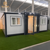 Maison modulaire à double aile de 20, 30 ou 40 pieds avec fenêtres d'entrée en verre, cuisine et salle de bain pour projets de jardin - Maison conteneur