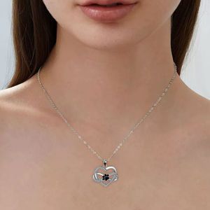 Collier d'empreintes de pattes en forme de coeur de haute qualité 2025 Offre Spéciale, argent sterling avec cristaux CZ pour les propriétaires d'animaux de compagnie - Product Image 4