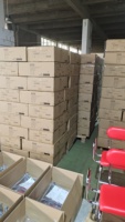 Tabouret de cuisine réglable en hauteur avec dossier et accoudoirs, siège rembourré pour personnes âgées, usage hospitalier, construction métallique, capacité 136 kg