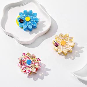 กิ๊บติดผมอะซิเตททำมือสไตล์เกาหลีเรียบง่าย ลายดอกเดซี่ หัวใจ ฉลาม แฟชั่น สำหรับผมหนา ปี 2026 - Product Image 6