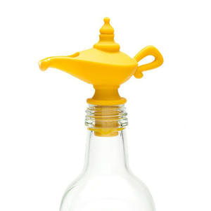 Magische <span class=keywords><strong>Genie</strong></span> Lamp Fles Stop Lekvrije Siliconen Wijn/Olie Schenker Met Vakantie Decor Essentiële Keuken Accessoire - Product Image 2