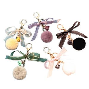 Porte-clés en peluche doux et écologique avec nœud mignon, dentelle et boule de fourrure, motif dessin animé, petit cadeau, breloque personnalisée, porte-clés de voiture en peluche moelleuse 2026 - Product Image 1