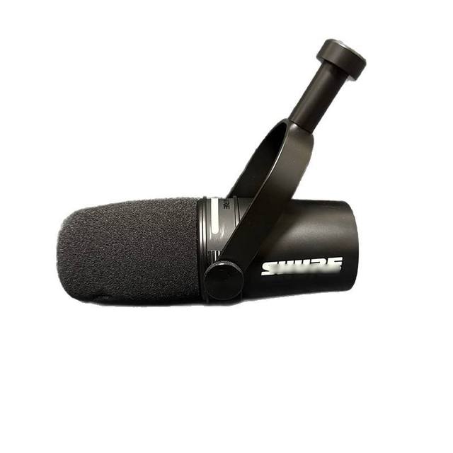 MV7+ Dynamic USB Wired Microphone Professional for Podcasting Blogging Streaming & Recording with 60 DB Signal-to-Noise Ratio