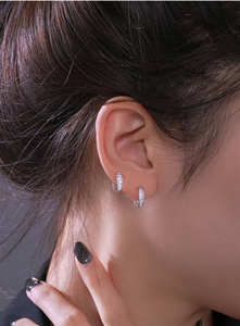 Pendientes de Aro de Plata de Ley 925 con Baño de Rodio, Estilo Coreano de Lujo, Diseño Exclusivo para Mujer, Accesorios para Orejas Perforadas - Product Image 3