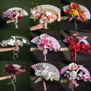Éventail <span class=keywords><strong>de</strong></span> <span class=keywords><strong>mariée</strong></span> en fleurs artificielles, <span class=keywords><strong>bouquet</strong></span> d'éventails portables avec arrangement floral pour la cérémonie et les séances photo <span class=keywords><strong>de</strong></span> la <span class=keywords><strong>mariée</strong></span> - Product Image 2