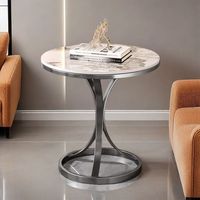 Table basse moderne de luxe en dalle de roche avec plateau en verre, petit meuble d'appoint pour coins de canapé de salon et balcon, ensemble simple et mobile