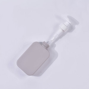 Bouteille carrée en plastique HDPE blanche vide de 280 ml (8 oz) pour shampoing, brume capillaire, nettoyant visage, sérum de soin de la peau – Vente en gros pour cosmétiques - Product Image 4