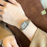 Reloj de Cuarzo con Esfera Cuadrada de Moda, Caja de Aleación, Resistente al Agua 30M, Pantalla de Agujas, Vintage con Incrustaciones de Diamantes, Elegante para Mujer