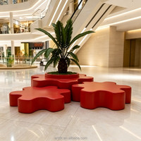 Y231 Jardinière surdimensionnée en forme de soucoupe, sculpture paysagère personnalisée en PRV, pot de fleurs et siège pour hall de centre commercial et espace commercial