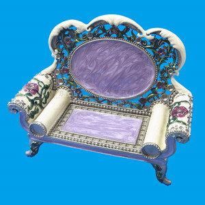 Custom Made European Style Alloy <b>Sofa</b> Enamel Painted Decorative Item For Office Desktop Display - Product Image 1