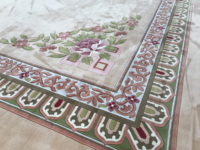 Tapis de haute qualité au design moderne, en laine et soie, à poils coupés/bouclés, tufté à la main, avec logo personnalisé, adapté aux animaux domestiques et résistant aux taches