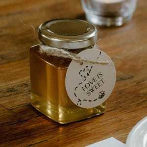 Étiquette de bouteille en papier recyclé écologique avec pliage en forme de V pour les cadeaux d'<span class=keywords><strong>anniversaire</strong></span> et de mariage, les amateurs de vin - Product Image 3