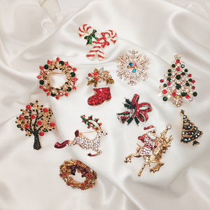 Broche de Navidad con diseño de Papá Noel y Ciervo <span class=keywords><strong>Sika</strong></span>, con pedrería - Product Image 3