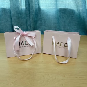 Wholesale Silver Hot Stamping Logo Pink Paper Bag, Custom Satin <b>Bow</b> Tie Handbag for Fine Jewellery Cosmetic <b>Gift</b> Packaging - Product Image 4