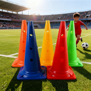 Conos de Fútbol PE 2026 con Diseño de Orificio, Apilables y de Alta Visibilidad |   Entrenamiento de Agilidad para Jóvenes y Adultos, Ejercicios de Fútbol en Interiores y Exteriores - Product Image 2