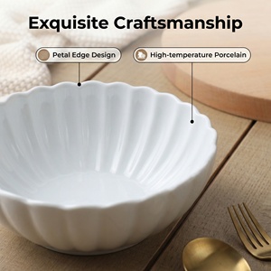 Ciotole Rotonde in Porcellana Bianca con Bordo a Petalo, 4 Misure (4.5, 6, 8, 10 Pollici), Resistenti al Calore, Eleganti per Insalata, Zuppa, Feste e Cucina - Product Image 2