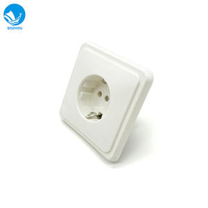 โรงงานโถโจวสำหรับผลิตและจำหน่ายปลั๊กไฟติดผนังแบบ ABC1-A(M) สำหรับระบบไฟฟ้าในรถบ้าน - Product Image 5