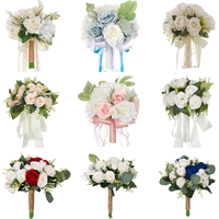 Élégant Bouquet de Mariée en Roses de Soie Blanches avec Cristal et Perle | Ensemble Complet Corsage et Corsage de Poignet, Taille et Couleur Personnalisables