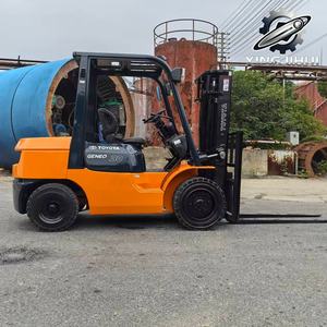 Montacargas TOYOTA 7FD30 de 3 toneladas, usado, procedente de Japón, con motor 1DZ-2, máquina de segunda mano, a gasolina, 3000 kg. - Product Image 1