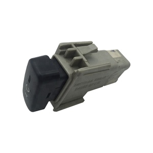 <span class=keywords><strong>Ricambi</strong></span> <span class=keywords><strong>Auto</strong></span> <span class=keywords><strong>Aftermarket</strong></span> all'Ingrosso 84660-0K010 Sensore Interruttore Pressione Aria Condizionata per Toyota Hilux PU Pick-up - Product Image 4