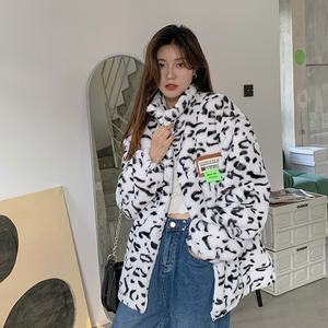 Одежда из искусственного меха кролика - Product Image 4