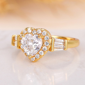 Anello di Fidanzamento con Cuore Scintillante in Zirconia per Donne, Regalo Romantico per Proposta di Matrimonio, Gioiello da Dito - Product Image 5