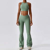 Ensemble de yoga 2 pièces pour femme : soutien-gorge avec coussinets et pantalon évasé à taille croisée, idéal pour le fitness, l'entraînement, les sports de plein air et le Pilates