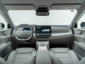 Offerta Speciale: Volvo XC70 Ibrido Plug-in, Trazione a 2 Ruote, Ricarica Rapida in 0,65h, SUV 5 Porte 5 Posti, Interni Scuri, Disponibile Ora - Product Image 6
