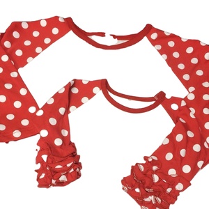 Monogram Blanks Red White Polka Dot Raglan 3/4 Tay Áo Bóng Chày Tee T Áo Sơ Mi Gia Đình Phù Hợp Với Người Lớn Kid Mẹ Và Tôi Áo Raglan - Product Image 1
