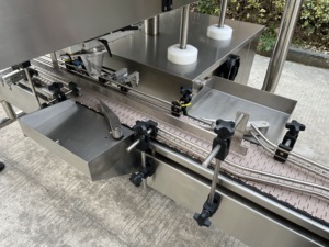 Machine de comptage et de remplissage de bouteilles automatique, haute précision, écologique, pour ligne de production de comprimés et de capsules (2400-3000 pièces/h) - Product Image 5