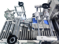 Machine de rembobinage entièrement automatique pour papier d'aluminium et papier sulfurisé, de rouleaux larges à petits rouleaux, sans adhésif, avec contrôle PLC 6 axes