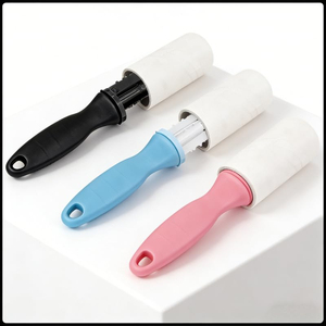 Rouleau anti-poils en plastique à manche droit, personnalisable, réutilisable, avec papier adhésif détachable, pour l'élimination des poils d'animaux et des taches sur les vêtements - Vente en gros OEM - Product Image 4